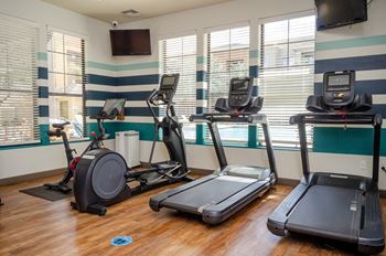 Waterford apartments fitness center with free weights